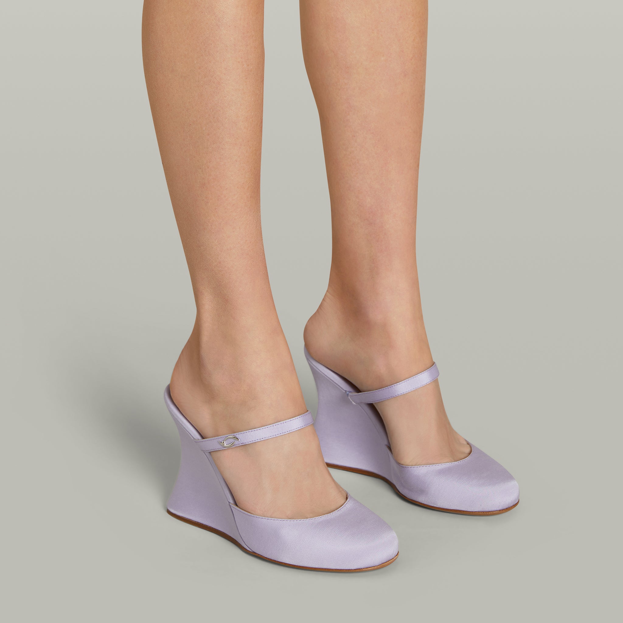 La Nonchalante Lilac Grosgrain