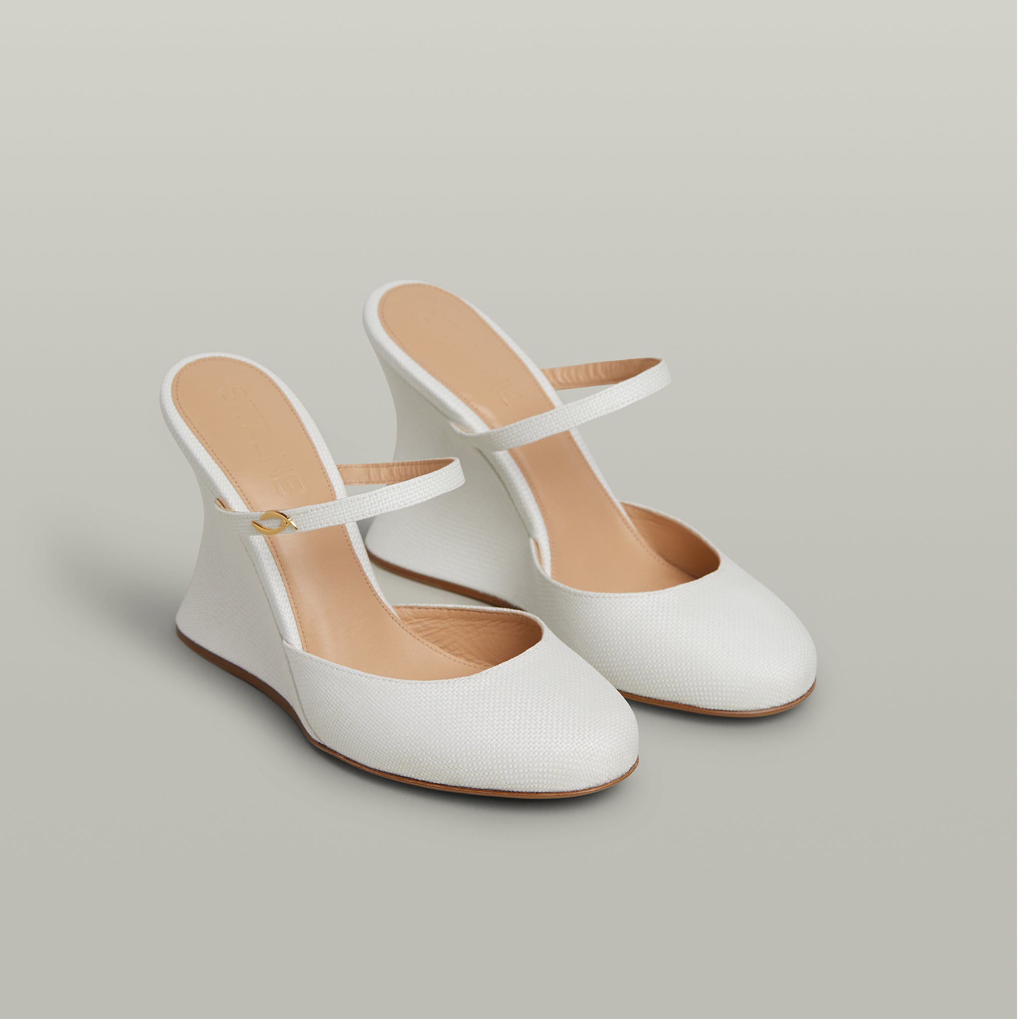 La Nonchalante White Raffia